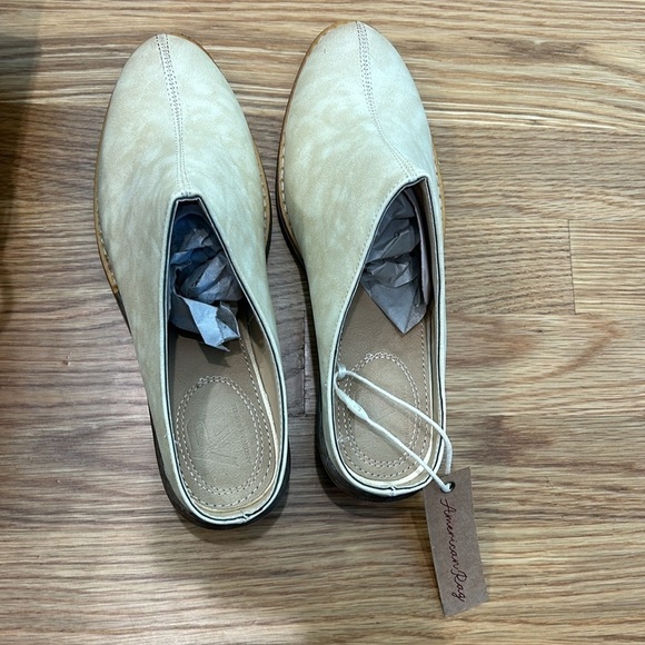 American Rag Segovia western mules milk bone women’s size 8 casual neutral new - Picture 5 of 8